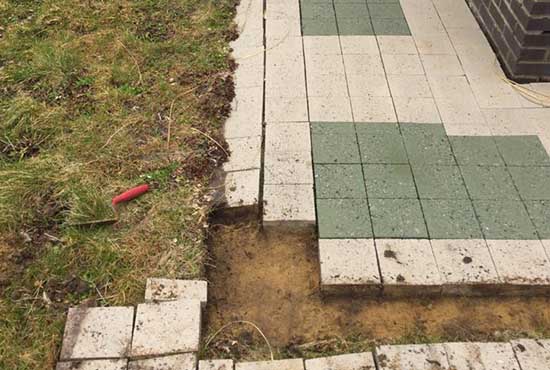 Pose de dalle en cours